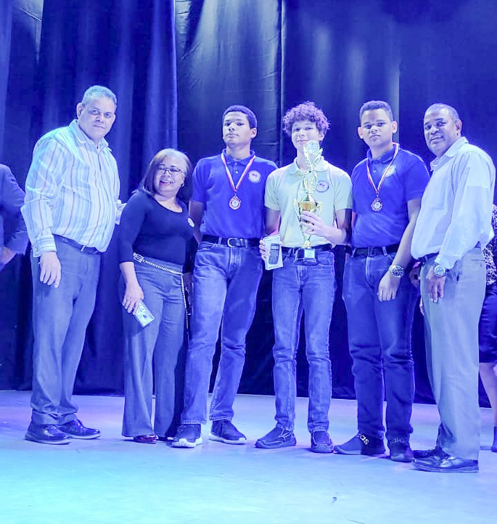 Estudiante de Loyola gana Olimpiada Nacional de Matemática