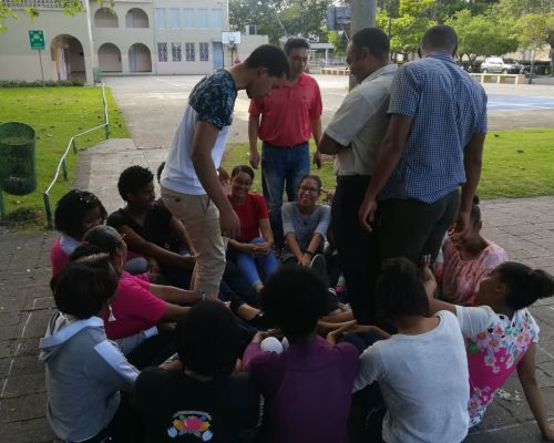 Nivel Secundario capacita reforzadores para el acompañamiento académico